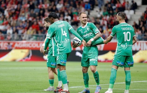 法甲10冠王圣埃蒂安不敌图卢兹，降级希望蒙尘