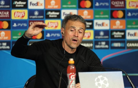 法甲高歌猛进：巴黎晋级欧冠决赛，恩里克巧辩C罗“农民联赛”的争议