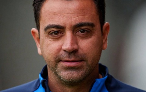 哈维或将执掌德甲顶级球队，萨内降薪续约引发关注，拜仁再度引入日本国脚