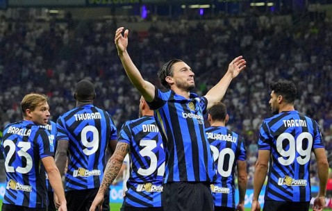 经典对决再燃：意甲豪门国际米兰迎战德甲霸主拜仁，携手争夺欧冠四强席位