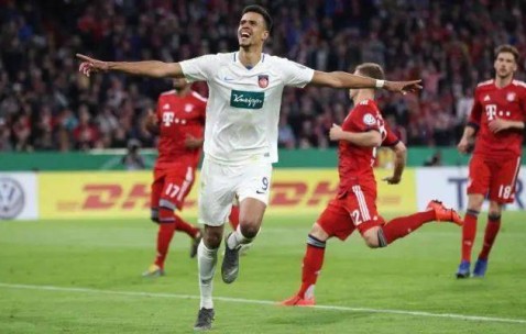 5.26“德甲附加赛终极战：攻防矛盾对决，海登海姆客场背水一战”