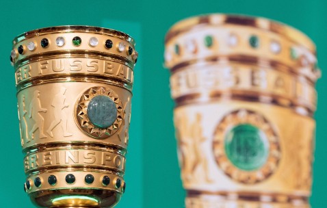 早报：武汉女足夺首届女足亚冠冠军！