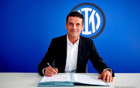 国米换帅，哪些球员前景受影响？高价求购德甲锋霸难以成行！