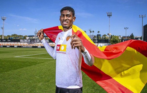 阿森纳敲定21岁后防坚盾，被誉为西甲单防能力最强后卫